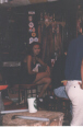 Thaimaedchen wartet auf Dich an der Bar